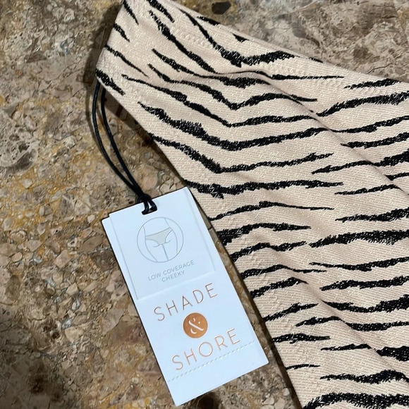 Cute Bikini Bottoms - Picture 5 of 6